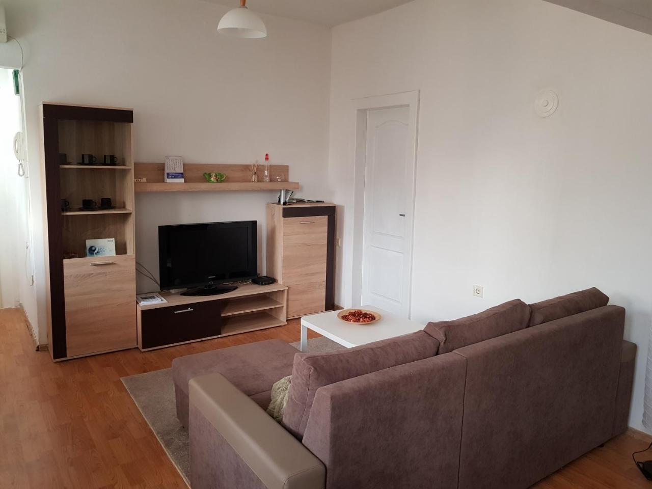 Sara Apartment Баня-Лука Экстерьер фото